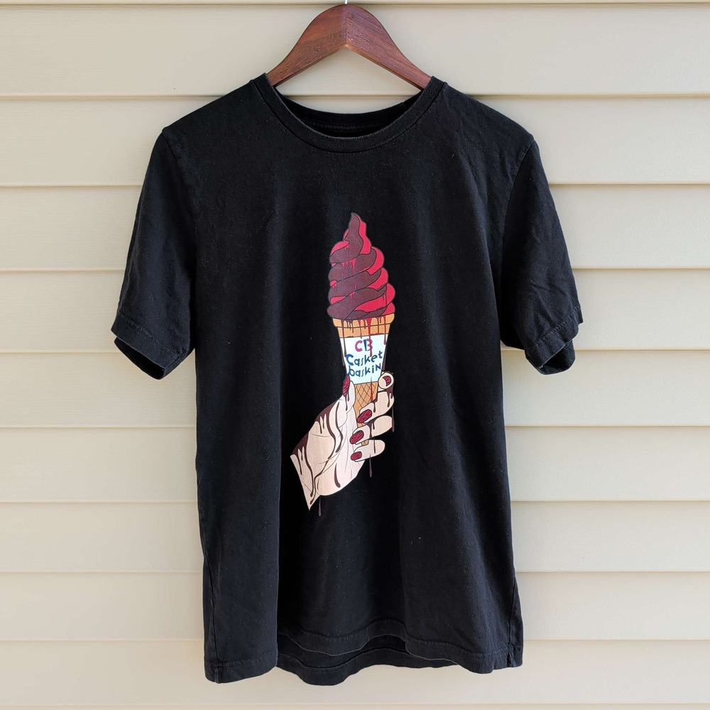 Casket Baskin‎ Graphic T-Shirt Mens Medium Black Horror Ice Cream Streetwear Tee